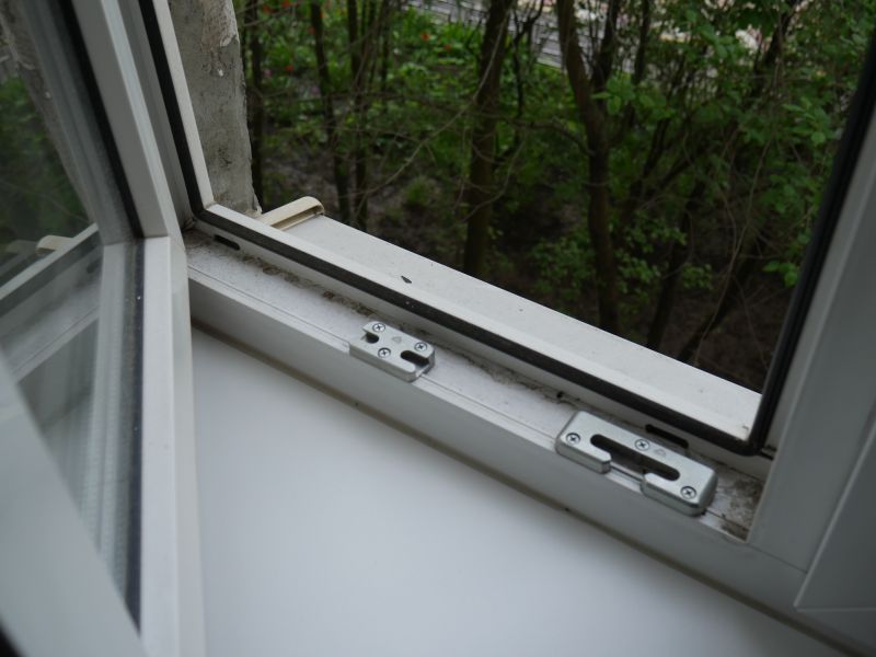 Crank Window Repair in Kansas City, KS